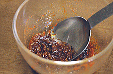 担担麺-醤油とゴマ