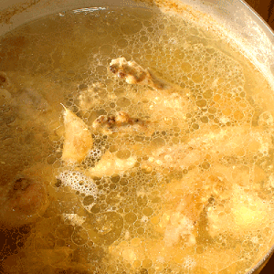 人気レシピ：鶏がらスープのとり方